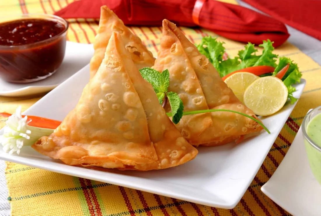 Shahi Paneer Samosa